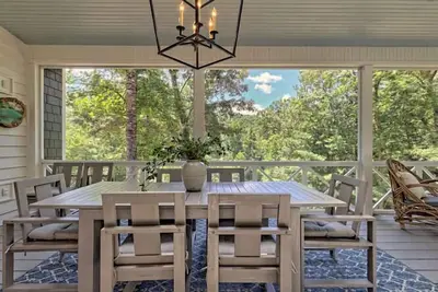 Image de Summer at Lake Burton! Steps from Anchorage Marina!