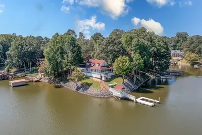 Image de Lake Escape's Paradise Point