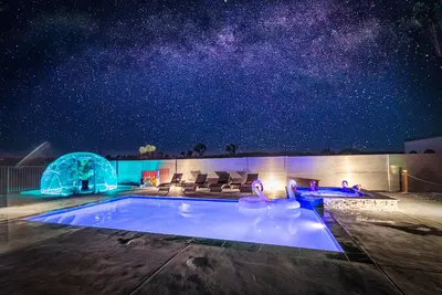Image de New Tiny Home | Stargazing Dome | Pool | Spa |Mini golf | Joshua Tree Views