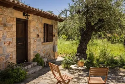 Image de Eleonas Houses  - Olivia Garden Gem