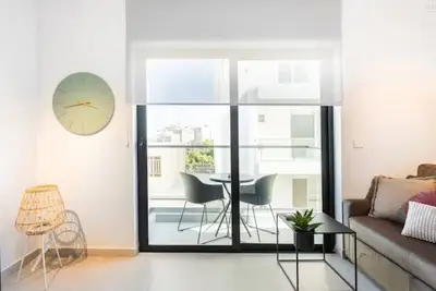 Image de Sliema's 1-Bedroom Gem with Balcony