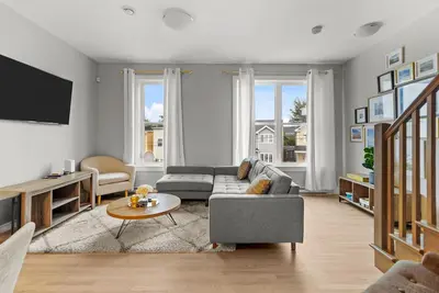 Image de Pennywell Prestige | 3 bed | 1. 5 Bath | Garage