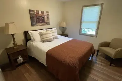Image de Private Wooded Cottage 2 Bed/1 Bath
