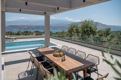 Image de Sunny Vacay a modern villa with sea view and mountain vistas with 6 bedrooms