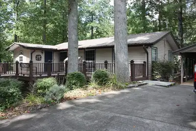 Image de Serenity on the Lake 3 Bedroom 2 Bath home on Lake Santeetlah