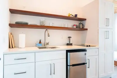 Image de Modern Studio with Great view, Pool, close to beach