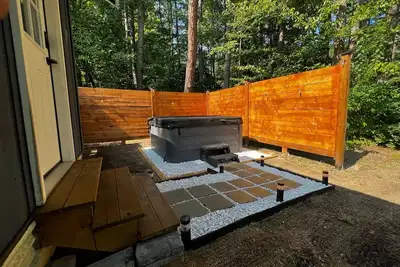 Image de Summer Cabin: Nearby Lakes, Dog Friendly & Private Hot Tub