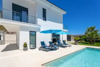 Casa Valdearenas Iznájar by Ruralidays