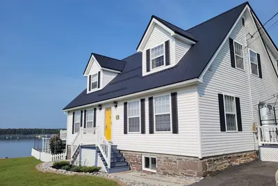 Image de Pinnacle of St. Andrews by the Sea - Exquisite seaside home.