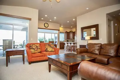 Image de Pools Open! | Family All Amenity Inclusive Resort | Poolside | 3rd Level | 1910