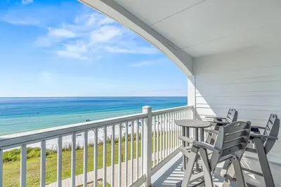 Image de Charming 3-Bedroom with Loft at Blue Tide Condo - 1 free beach setup included