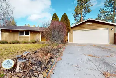 Image de Pleasant Pnw retreat with enclosed yard, grill, & W/D - dogs ok, near skiing