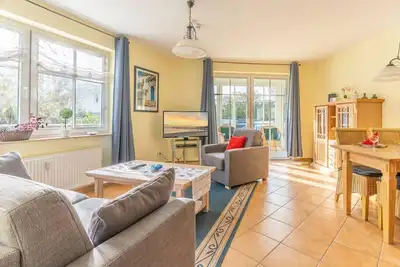 Image de Ferienwohnung 2 \"Kranich\" Villa Vogelsang in Binz, 3-Raum, Parkplatz, Wlan, Wintergarten, Terrasse