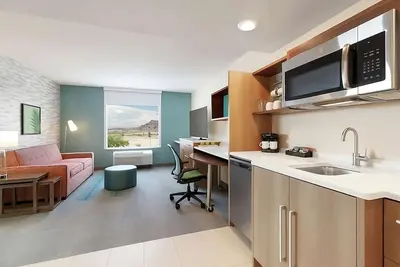 Image de Desert Oasis Retreat in Mesa! Pool, Free Breakfast, Pets Allowed, Free Parking!