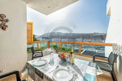 Image de Appartement de vacances 'Cozy Corner' avec vue sur la mer, piscine partagée et Wi-Fi