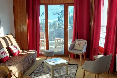 Image de Appartement spacieux pour 6 dans le vieil Avoriaz, cheminée et casier à skis