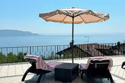 Image de Gemütliches Ferienhaus mit Traumhafter Aussicht, Hundefreundliches Ambiente