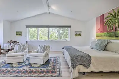 Image de New! Cozy, Bright Sonoma Studio < 2 Mi to Downtown\n\n