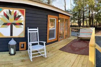 Image de Black Marsh Mellow Tiny Home