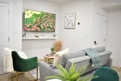 Image de Cozy Escape 2br Guest Suite in Sw Edmonton. Sleeps 4