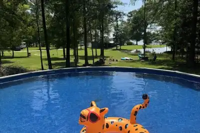 Image de Home w/ Pool, Sups, and more near Dreher Island