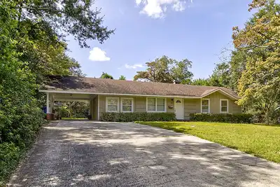 Image de Jennings Junction: 4  Br, 2  Ba  in Wilmington, Sleeps 8