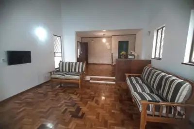 Image de Casa bem Localizada no Alto