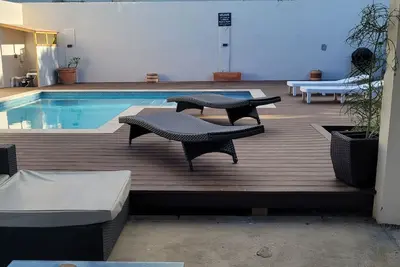 Image de Casa Urban Oasis\nCentral location\nMinutes from downtown beaches entertainment