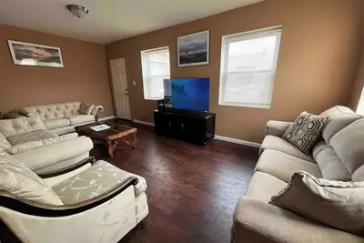 Image de Humble Abode -Comfortable 3 Bdrm Centrally Located