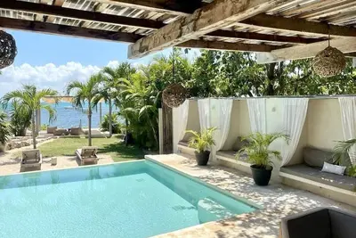 Image de Coco 14br Oceanfront Villa Compound