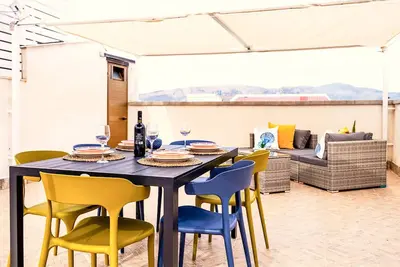 Image de Bel appartement à Trappeto avec WiFi