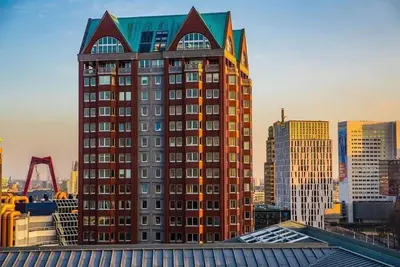 Image de Ervaar Luxe en Comfort in het Hart van Rotterdam - Reserveer Nu!