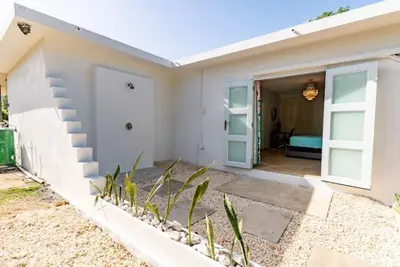 Image de Modern Tropical Home w/ Outdoor Shower/5 min Beach