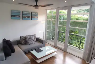 Image de Cozy and private townhouses like no other. Relax and recharge like never before.
