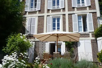 Image de Between Paris and Versailles, charming townhouse Special Olympics