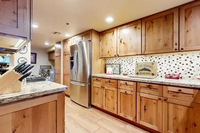 Image de Pet-Friendly, Private Hot Tub, Wash/Dryer, Gas Grill. Beautiful Valley Views
