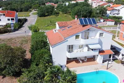 Image de Apartment Mai 3 B4+1 with balcony and shared pool