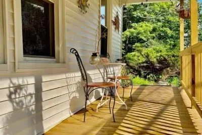 Image de Historic 2br Home +Patio in Quiet Catskills Hamlet