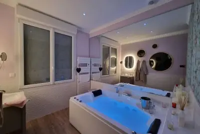 Image de lot de 2 appartements av spa et cour 6\/7 voyageurs