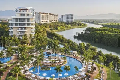 Image de A Luxurious, Blissful 5-Star 2 Bedroom Suite w/ Large Balcony and Ensuite Pool