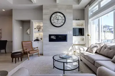 Image de 3 Bedroom 3 bath Luxury Home with hot tub