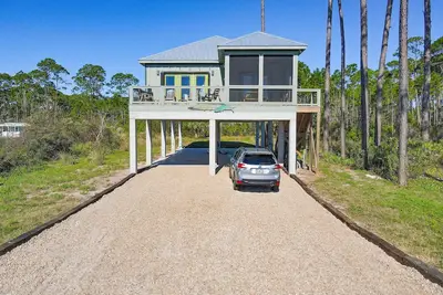 By The Beach 3br\/3ba