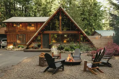 Image de A Frame Log Cabin, Ski, Hike, Explore, Ev Charger, Hot Tub