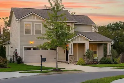 Image de Lux: 4br/4ba game room, gym, near Nashville!