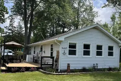 Image de Cozy Lake Cottage\/Casita in a quaint country setting