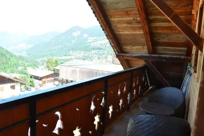 Image de 1er étage, balcon, télévision, 65m², Châtel