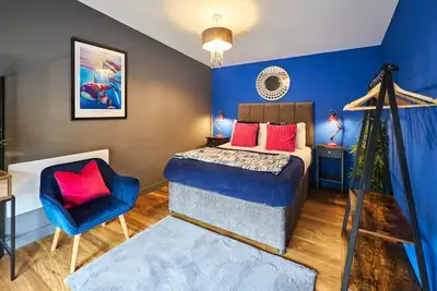 Host & Stay | Ocean Blue Lodge
