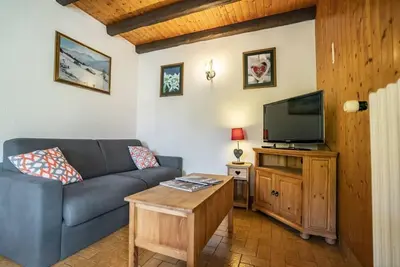 Image de Wifi, 1er étage, balcon, parking, télévision, casier à ski, 60m², Châtel