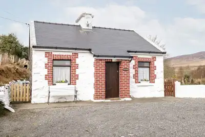 Image de The Cottage, family friendly, with open fire in Newport, County Mayo