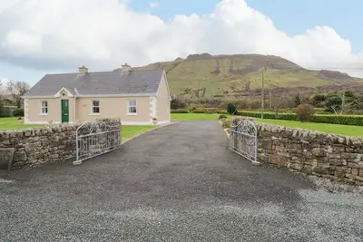 Image de Tieve Baun, country holiday cottage in Kinlough, County Leitrim